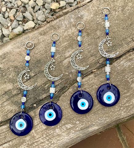 Penjoll Feng-Shui amb Ull Turc i lluna — Amulets feta a mà, Mana Dragonfly